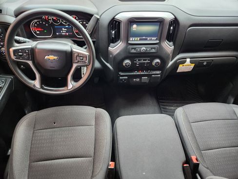 Used 2022 Chevrolet Silverado 2500 Custom w/ Custom Value Package image 30