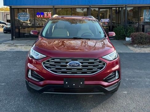 Used 2019 Ford Edge SEL w/ Equipment Group 201A image 3