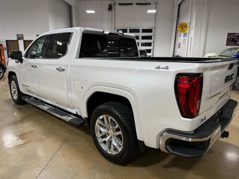 Used 2020 GMC Sierra 1500 SLT image 3