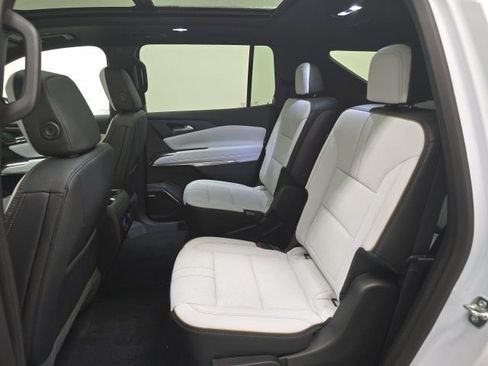 New 2026 Chevrolet Traverse High Country image 22
