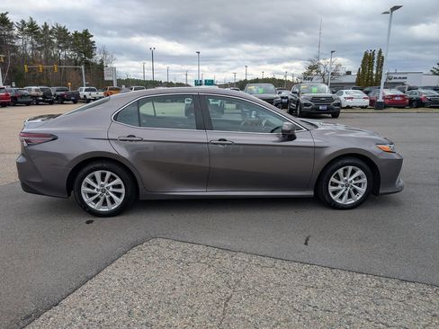 Used 2023 Toyota Camry LE AWD/4WD image 6
