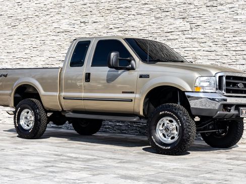 Used 2000 Ford F250 XL image 16