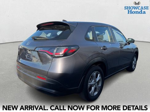 Used 2023 Honda HR-V LX image 5
