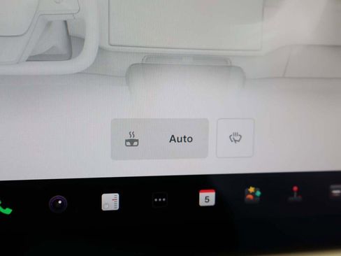 Used 2021 Tesla Model S Plaid image 44