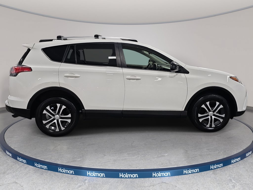 Used 2017 Toyota RAV4 LE w/ All Weather Liner Package AWD/4WD image 5