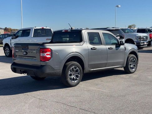 New 2025 Ford Maverick XLT image 3