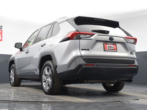 Used 2022 Toyota RAV4 XLE w/ Convenience Package image 29