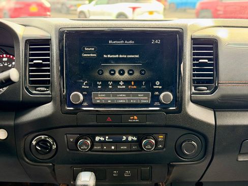 Used 2022 Nissan Frontier PRO-4X w/ Off-Road Protection Package image 10