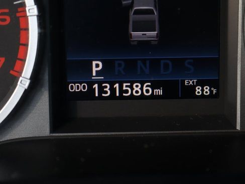 Used 2017 Toyota Tundra SR5 w/ SR5 Upgrade Package image 22