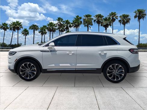 Used 2021 Lincoln Nautilus Reserve w/ Equipment Group 201A AWD/4WD image 2