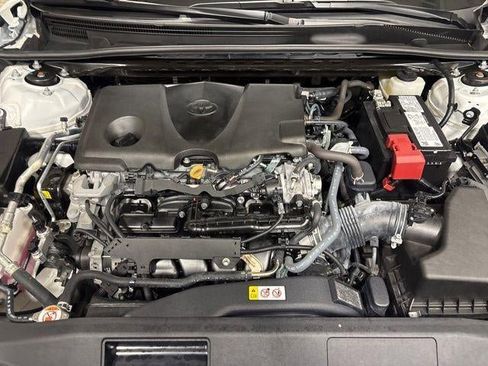 Used 2022 Toyota Camry XSE w/ Navigation Package FWD image 32