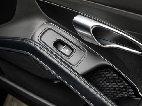 Used 2015 Porsche 911 Carrera 4S image 41