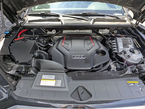 Used 2023 Audi SQ5 Premium Plus w/ Premium Plus Package AWD/4WD image 31