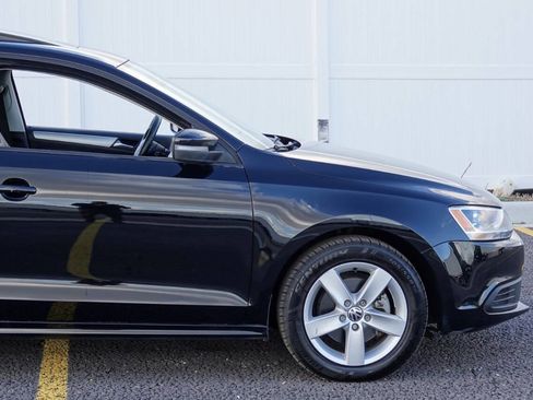 Used 2012 Volkswagen Jetta TDI FWD image 23