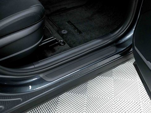 Used 2025 Kia Sportage EX w/ Premium Package image 51