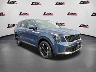 New 2026 Kia Sorento S video 3