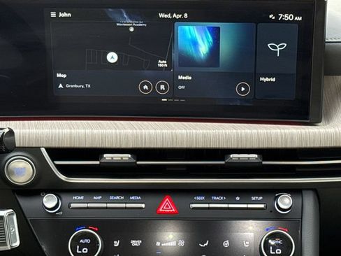 Used 2025 Hyundai Sonata Limited FWD image 12