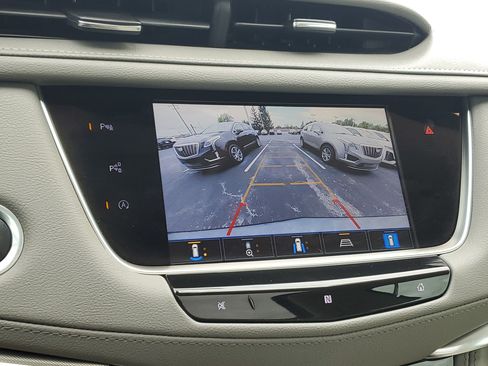 Used 2021 Cadillac XT5 Premium Luxury AWD/4WD image 27