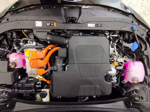 New 2026 Hyundai Elantra Sport FWD image 7