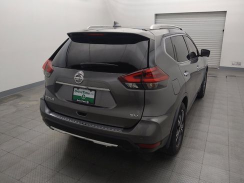 Used 2020 Nissan Rogue SV w/ Premium Package image 7