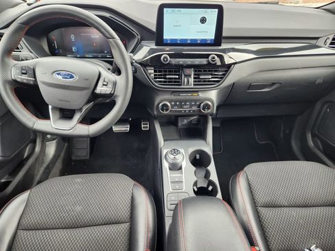 Used 2023 Ford Escape ST-Line image 22