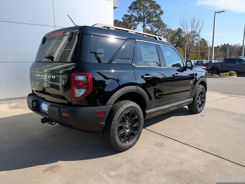 New 2025 Ford Bronco Sport Badlands image 4