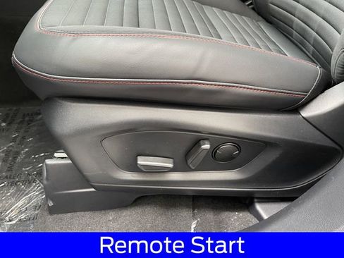 New 2026 Ford Explorer ST-Line w/ ST-Line Street Pack AWD/4WD image 16