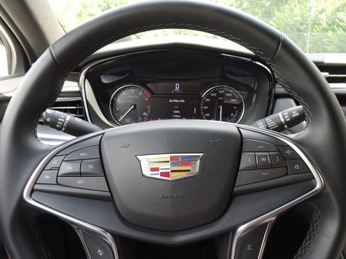 Used 2024 Cadillac XT5 Luxury AWD/4WD image 20