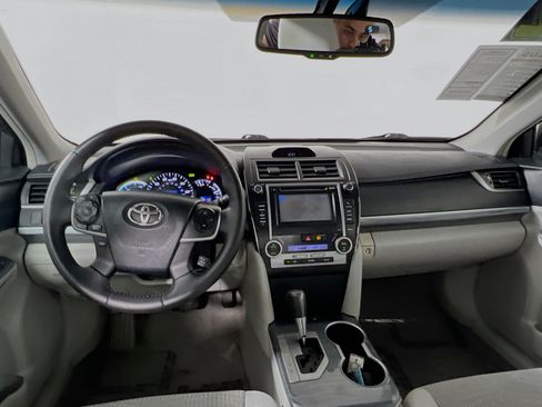 Used 2012 Toyota Camry XLE w/ Convenience Pkg FWD image 30