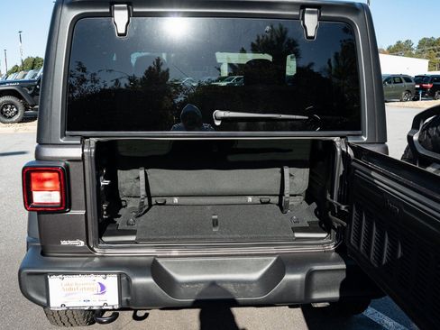 New 2026 Jeep Wrangler Sport AWD/4WD image 9