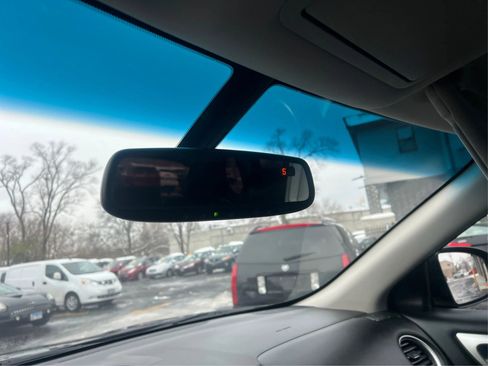 Used 2013 Nissan Pathfinder SL image 17