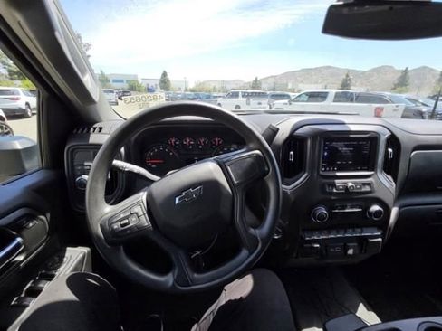 Used 2025 Chevrolet Silverado 2500 Custom w/ Custom Value Package RWD image 2