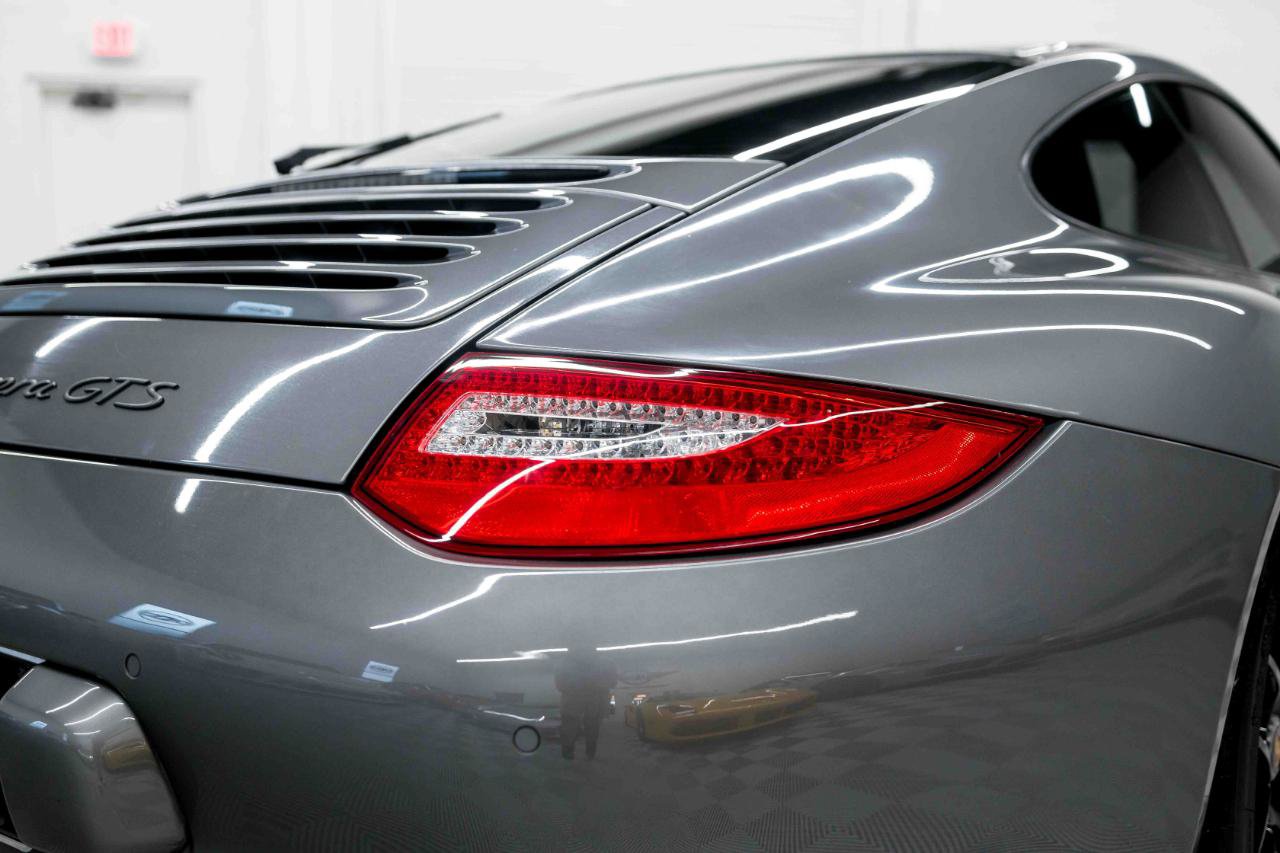 Used 2011 Porsche 911 Carrera GTS RWD image 20