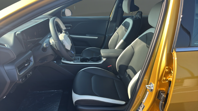 New 2026 Kia K4 GT-Line FWD image 9