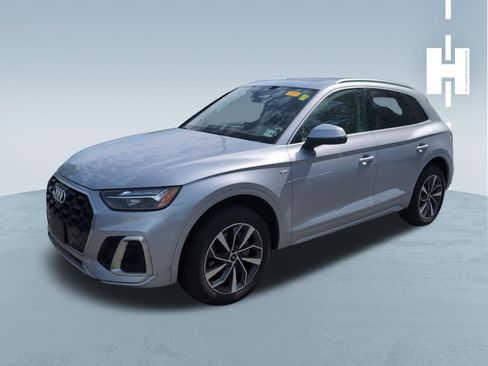 Used 2023 Audi Q5 2.0T Premium Plus w/ Premium Plus Package AWD/4WD image 3
