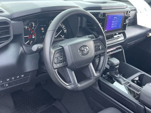 New 2026 Toyota Tundra SR image 10