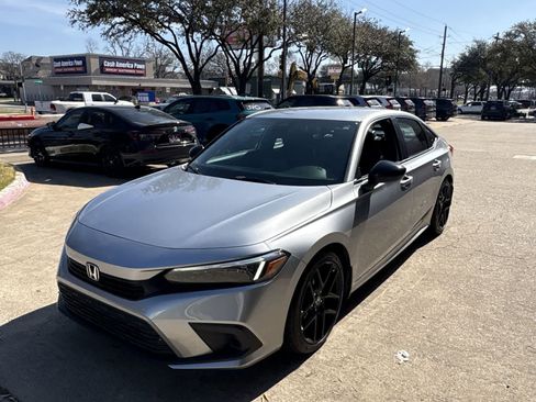 Used 2023 Honda Civic Sport image 17