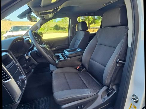 Used 2018 Chevrolet Silverado 1500 LT w/ LT Eassist Package RWD image 32