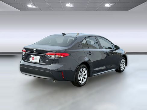 Certified 2025 Toyota Corolla LE image 8