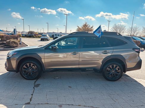 Certified 2025 Subaru Outback Onyx Edition XT w/ Popular Package #2 image 4