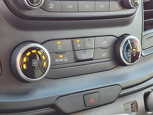 Used 2024 Ford Transit 250 Low Roof w/ Exterior Upgrade Package image 20