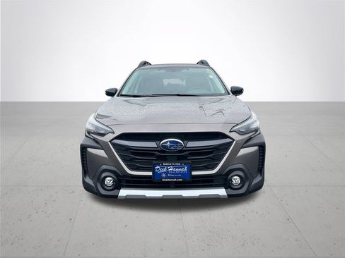 Used 2024 Subaru Outback Limited XT AWD/4WD image 3