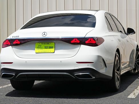 Used 2025 Mercedes-Benz E 350 Sedan w/ Winter Package image 5