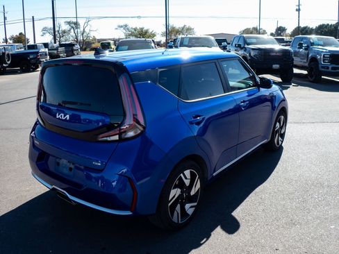 Used 2023 Kia Soul GT-Line image 8