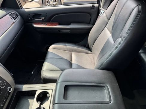 Used 2009 GMC Yukon XL SLT AWD/4WD image 20