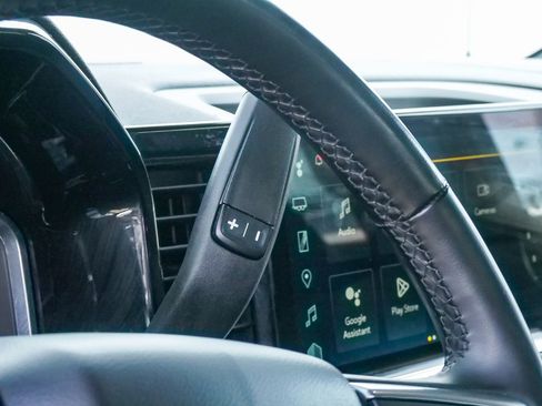 Used 2023 Chevrolet Silverado 1500 LT w/ Convenience Package II image 18