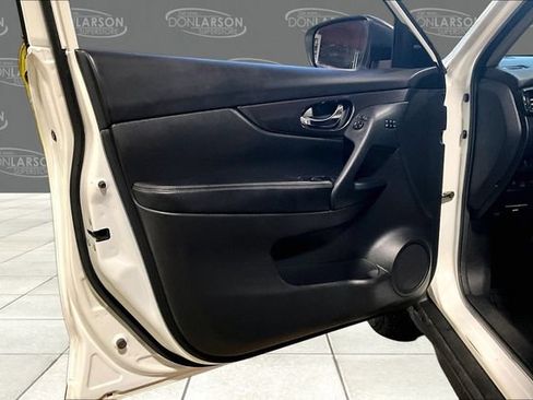 Used 2020 Nissan Rogue AWD image 11