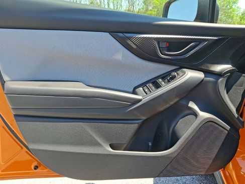 Used 2018 Subaru Crosstrek 2.0i AWD/4WD image 12