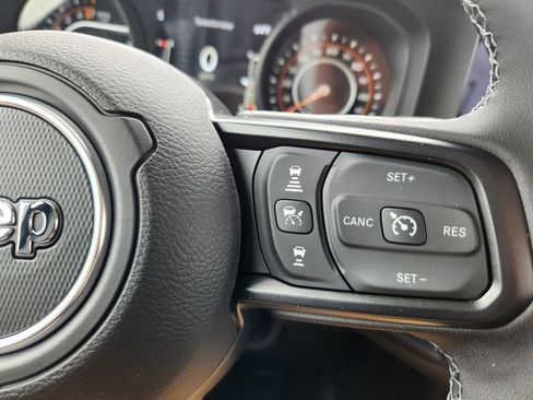 New 2026 Jeep Gladiator Mojave AWD/4WD image 18