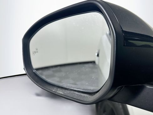 Used 2023 Toyota Prius LE image 16